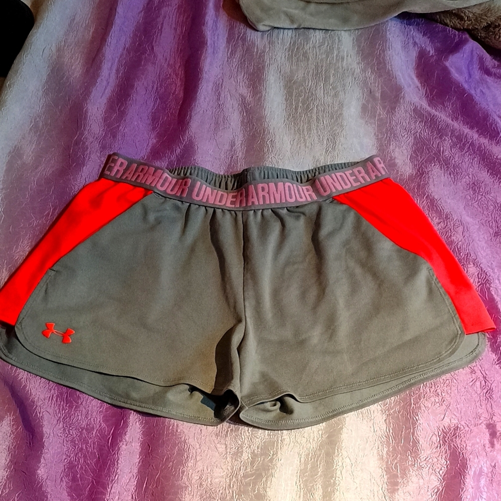 Under Armour Shorts L